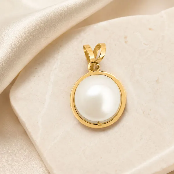 pearl-circle-gold-pendant